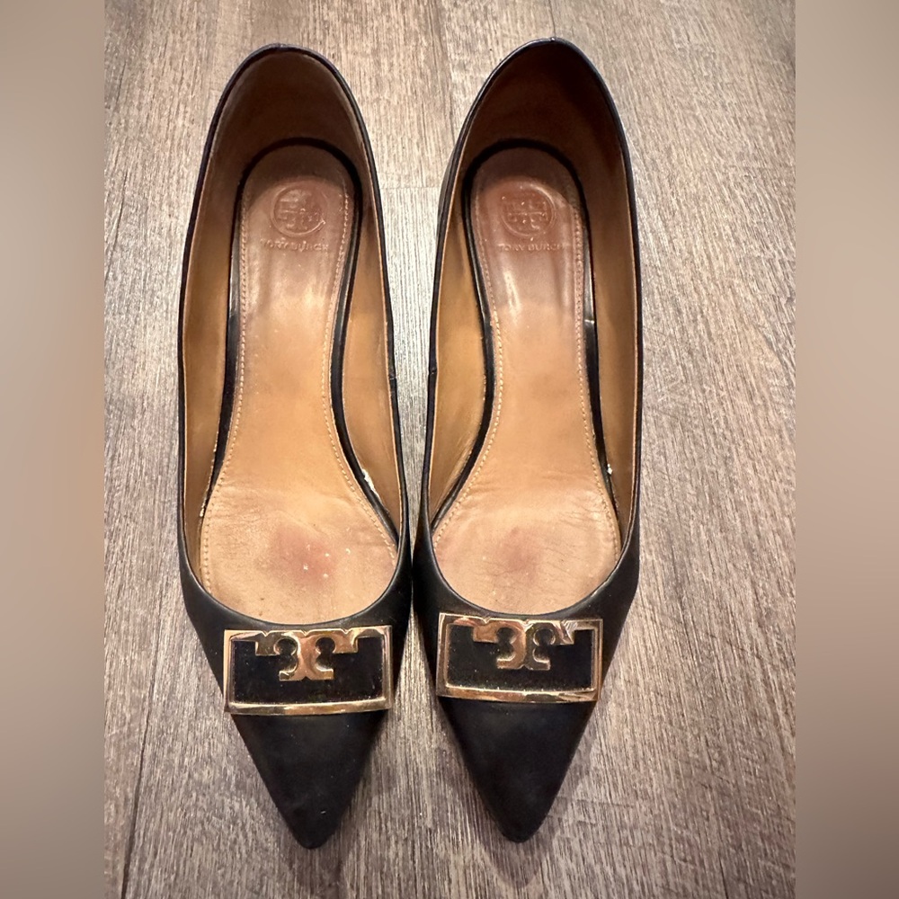 Tory Burch size 9 wedge heel